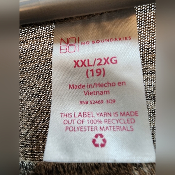 Sweater - Picture 4 of 4